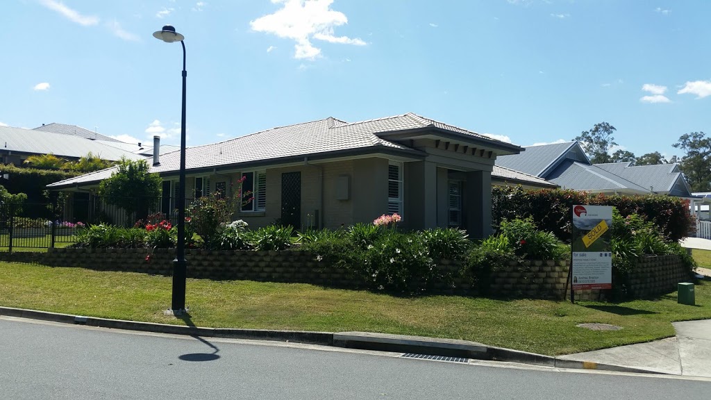 Debian Homes Pty Ltd | general contractor | 14 Kimberley Creek Rd, Upper Coomera QLD 4209, Australia | 0488966480 OR +61 488 966 480