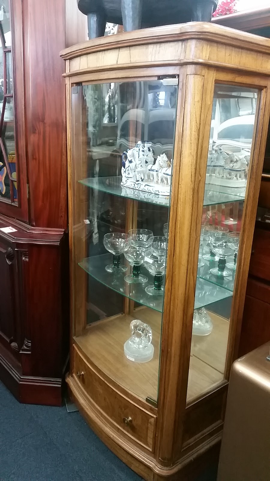 Furniture Antiques & more | Cnr. Southport /Nerang Road &, Currumburra Rd, Ashmore QLD 4214, Australia | Phone: 0400 072 444