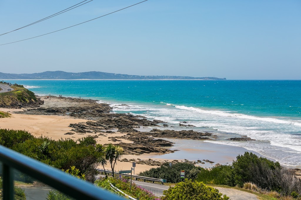 Saltwater - Lorne Holiday Stays | 81 Hall St, Lorne VIC 3232, Australia | Phone: 0497 226 952