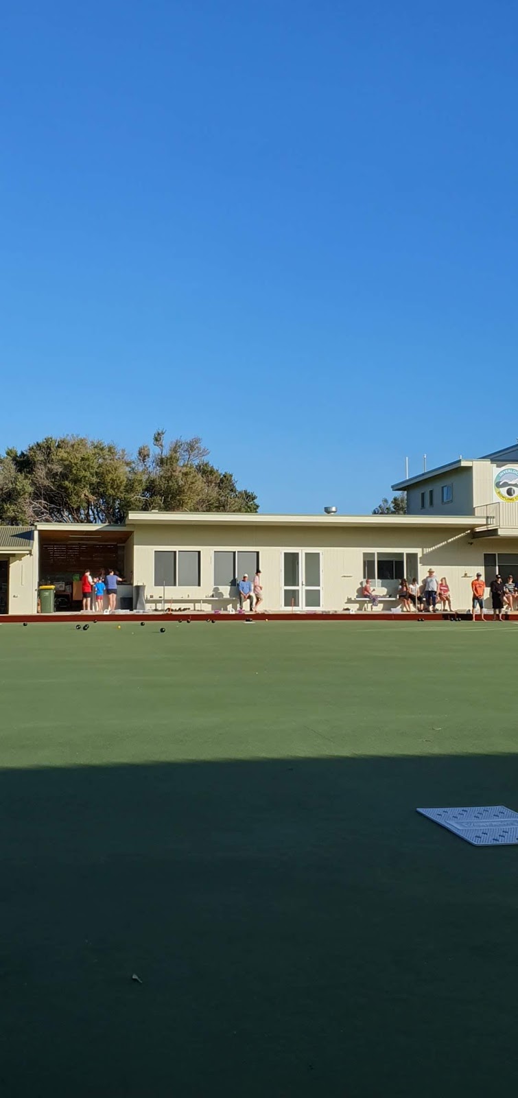 Inverloch Bowling Club | 20 The Esplanade, Inverloch VIC 3996, Australia | Phone: (03) 5674 1655