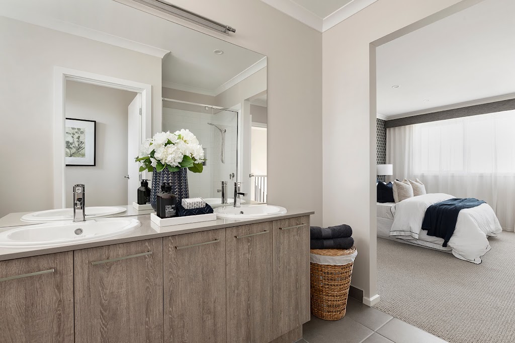 Simonds Homes - Alamora Estate, Tarneit | 64 Mendocino Cr, Tarneit VIC 3029, Australia | Phone: 0448 184 746