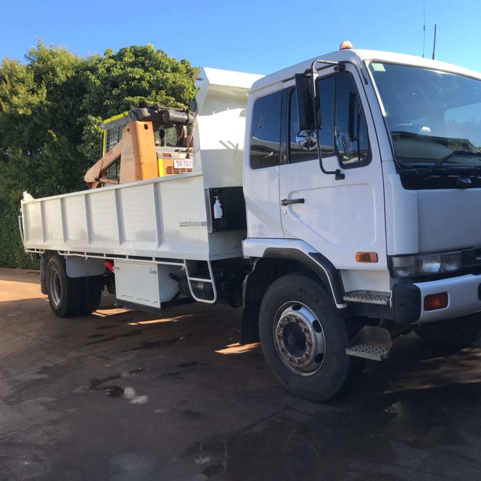 Darling Downs Bobcat & Tipper Hire | general contractor | 27 Drummond St, Toowoomba City QLD 4350, Australia | 0731868664 OR +61 7 3186 8664