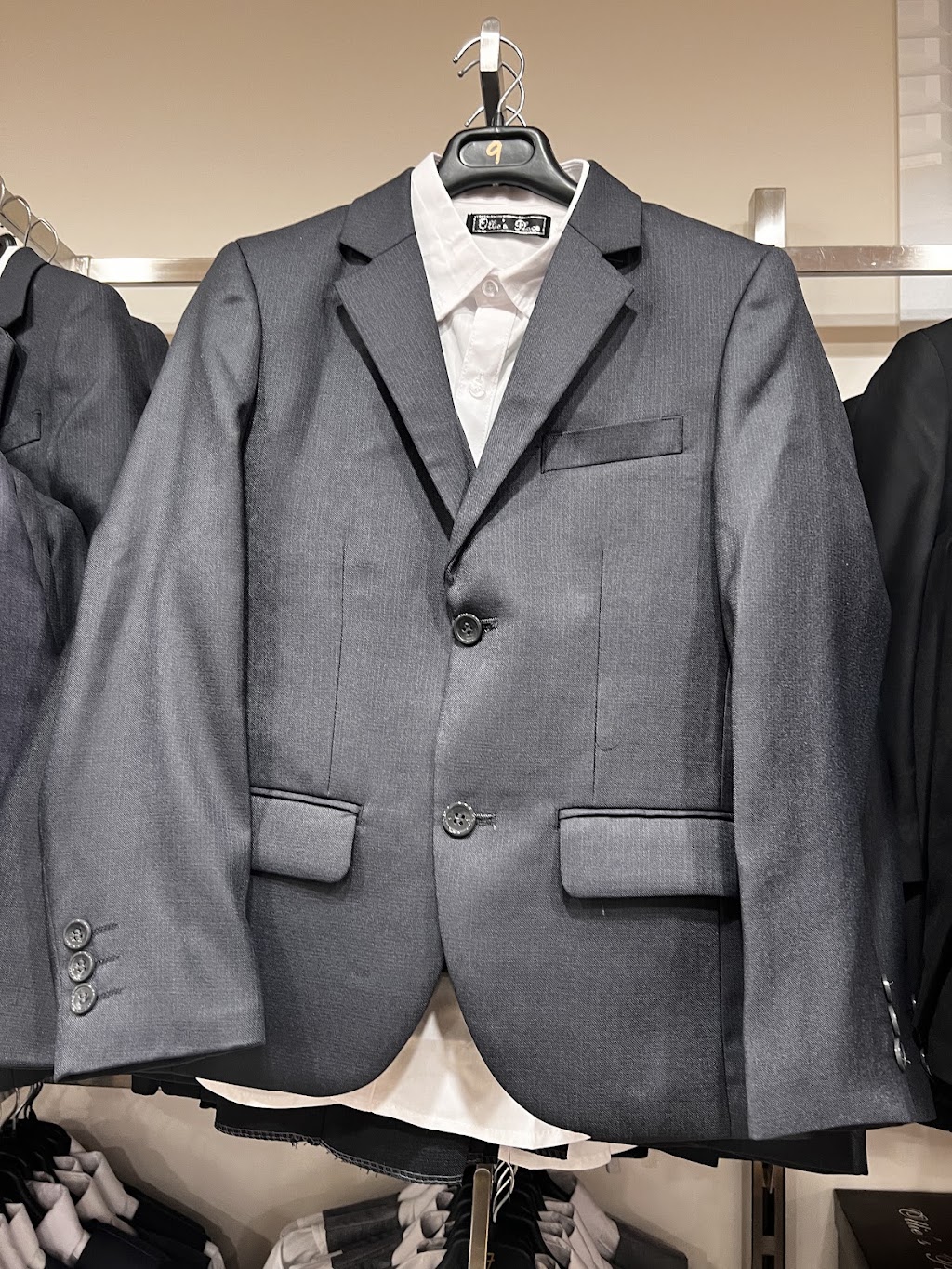Ollies Place Kidswear - Waverley Gardens | Waverley Gardens Shopping Centre, Shop S0010a/271 Police Rd, Mulgrave VIC 3170, Australia | Phone: (03) 9574 0912