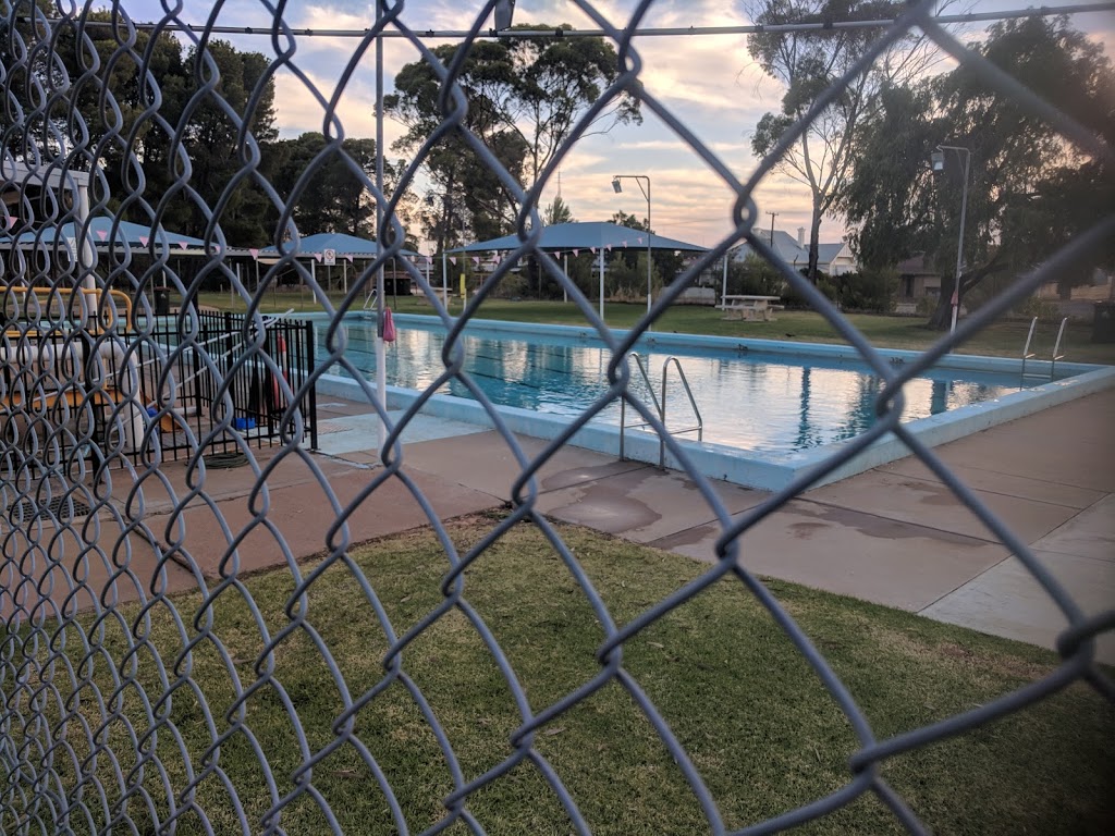 Crystal Brook Swimming Pool | Crystal Brook SA 5523, Australia