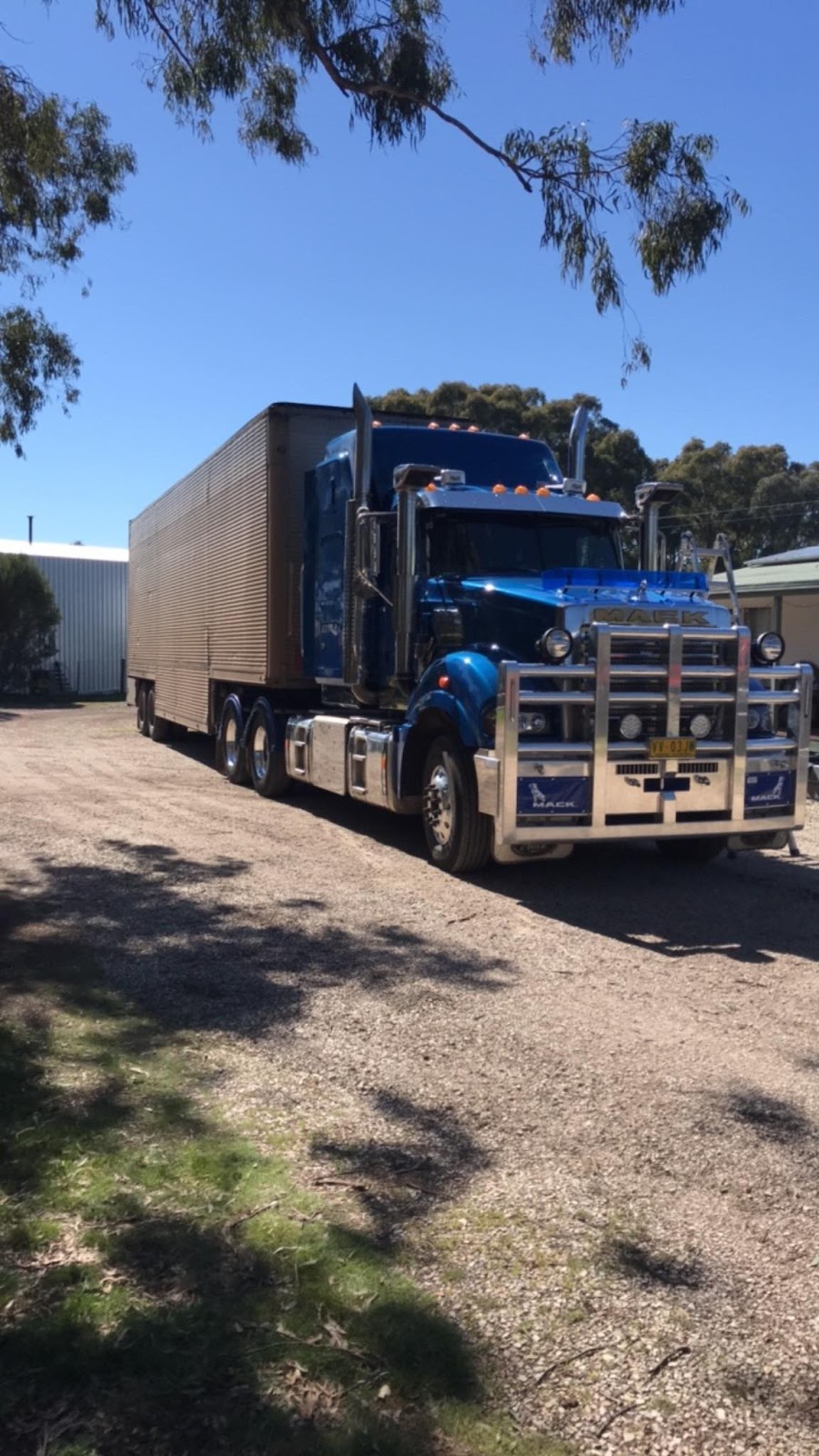TJ Removals | 1698 Broadford-Wandong Rd, Broadford VIC 3658, Australia | Phone: 1300 137 886