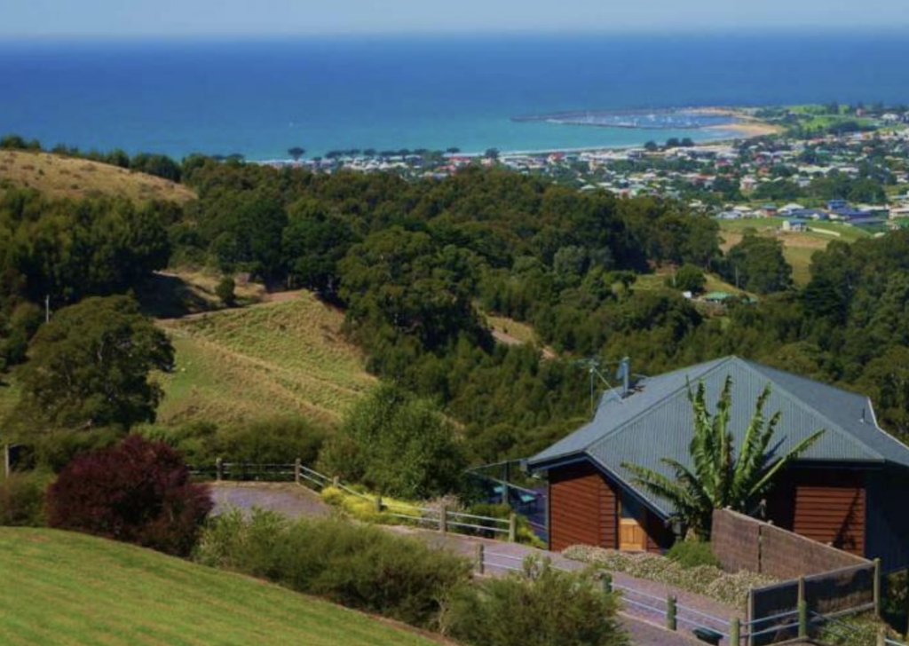 Great Ocean Road Accommodation | 3815 Great Ocean Rd, Johanna VIC 3238, Australia | Phone: 0409 103 214