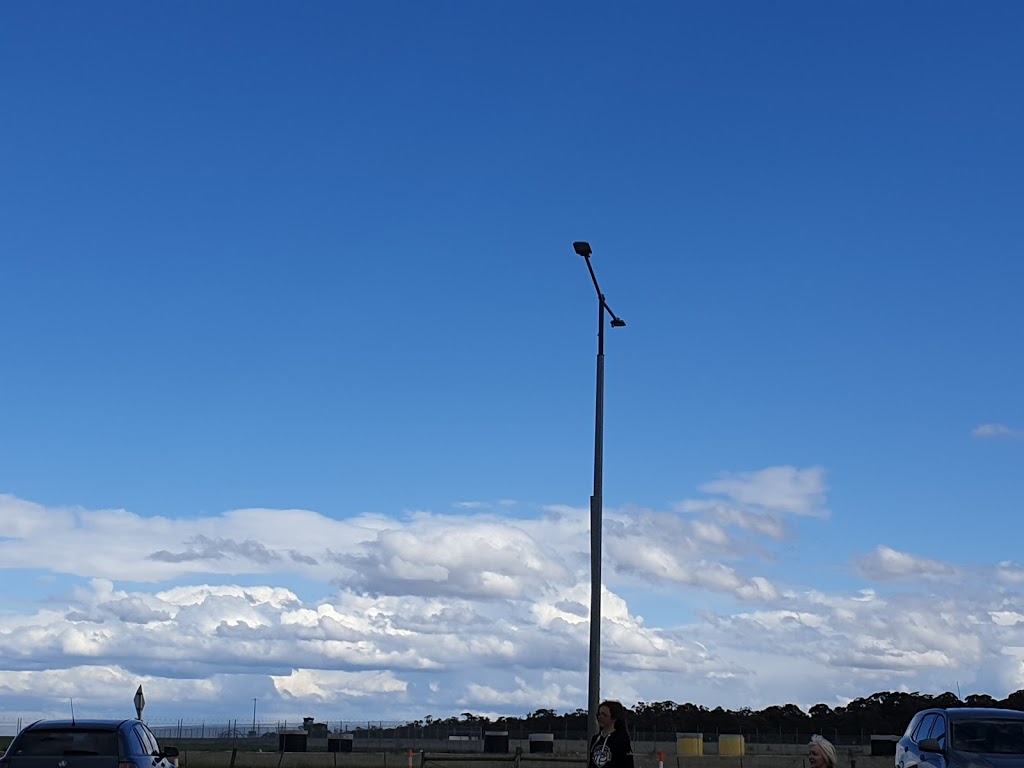 Melbourne Airport Viewpoint | 1 Sunbury Rd, Bulla VIC 3428, Australia | Phone: (03) 9297 1600