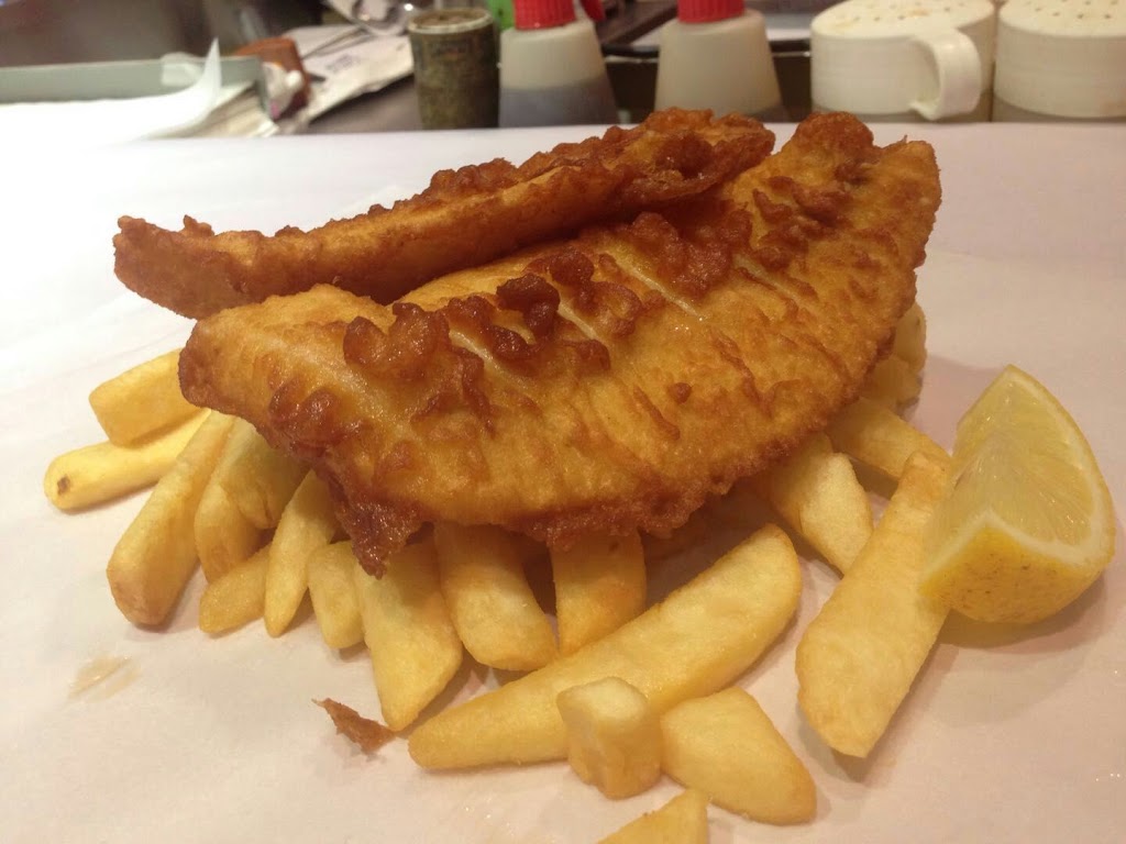 Silvios Fish & Chips | meal takeaway | 2322 Albany Hwy, Gosnells WA 6110, Australia | 0894901490 OR +61 8 9490 1490