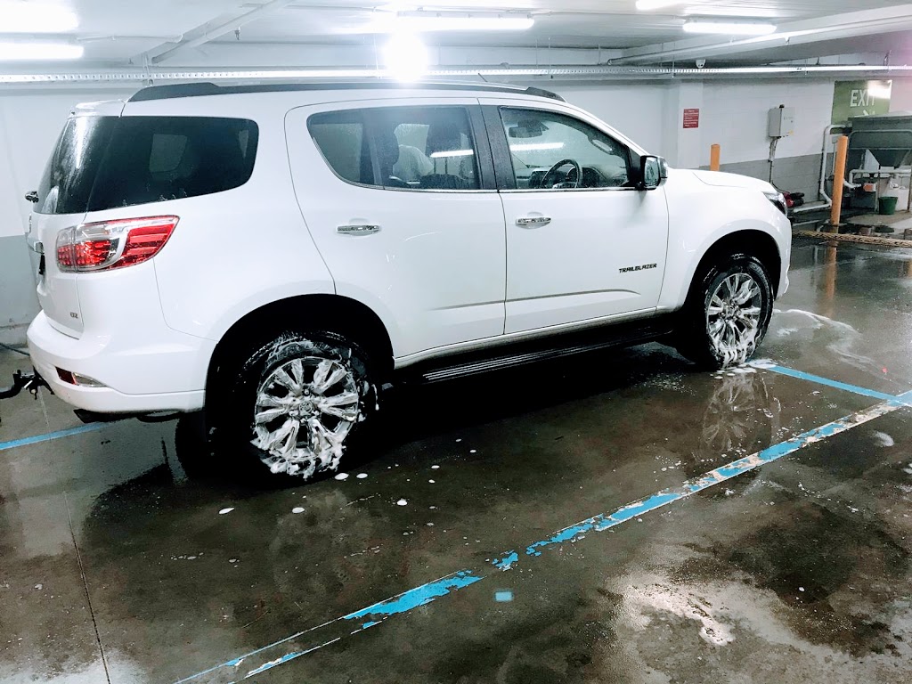 Master hand Carwash Point Cook town Centre | car wash | Ground,Corner Main street and Murnong street ( Target basement car park Murnong street (CWQ3 Stockland shopping centre, Point Cook VIC 3030, Australia | 0478478499 OR +61 478 478 499