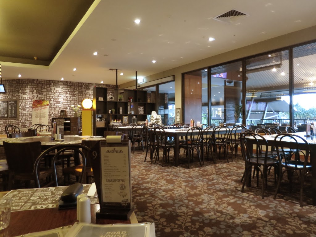 Kings Beach Tavern | restaurant | 43 Burgess St, Kings Beach QLD 4551, Australia | 0754911366 OR +61 7 5491 1366