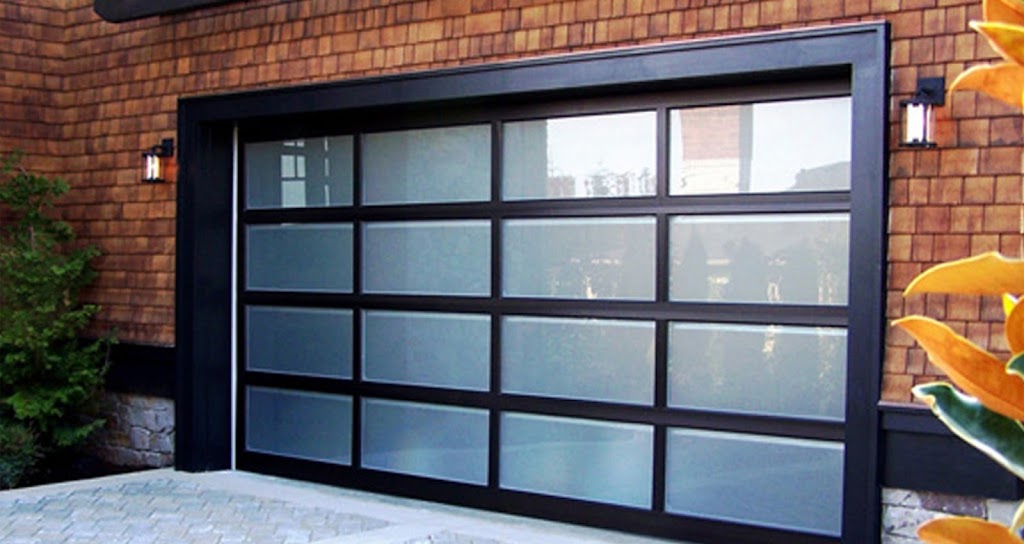 CB Garage Doors |  | 36 Bernborough Pl, Wanneroo WA 6065, Australia | 0414988660 OR +61 414 988 660