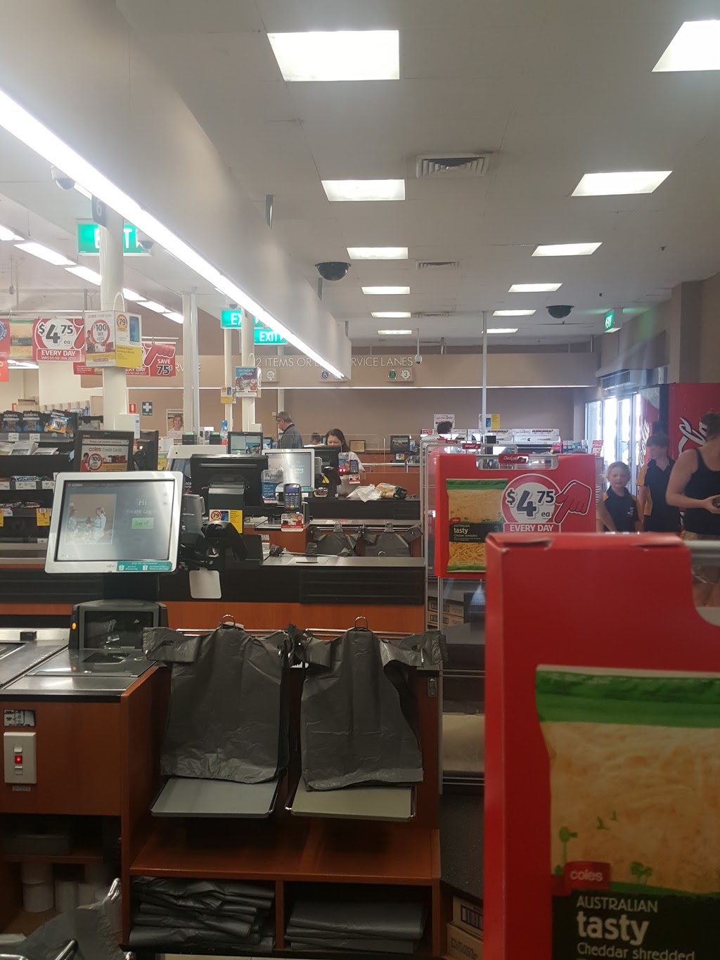 Coles Scone | supermarket | Village Centre, 209 Kelly St, Scone NSW 2337, Australia | 0265452011 OR +61 2 6545 2011
