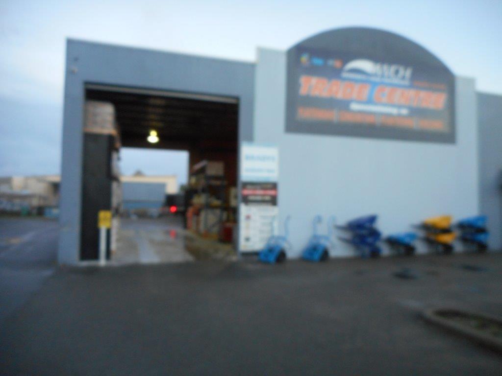 Western Corp Hardware | hardware store | 1 Beardsley St, Port Kennedy WA 6172, Australia | 0895245712 OR +61 8 9524 5712