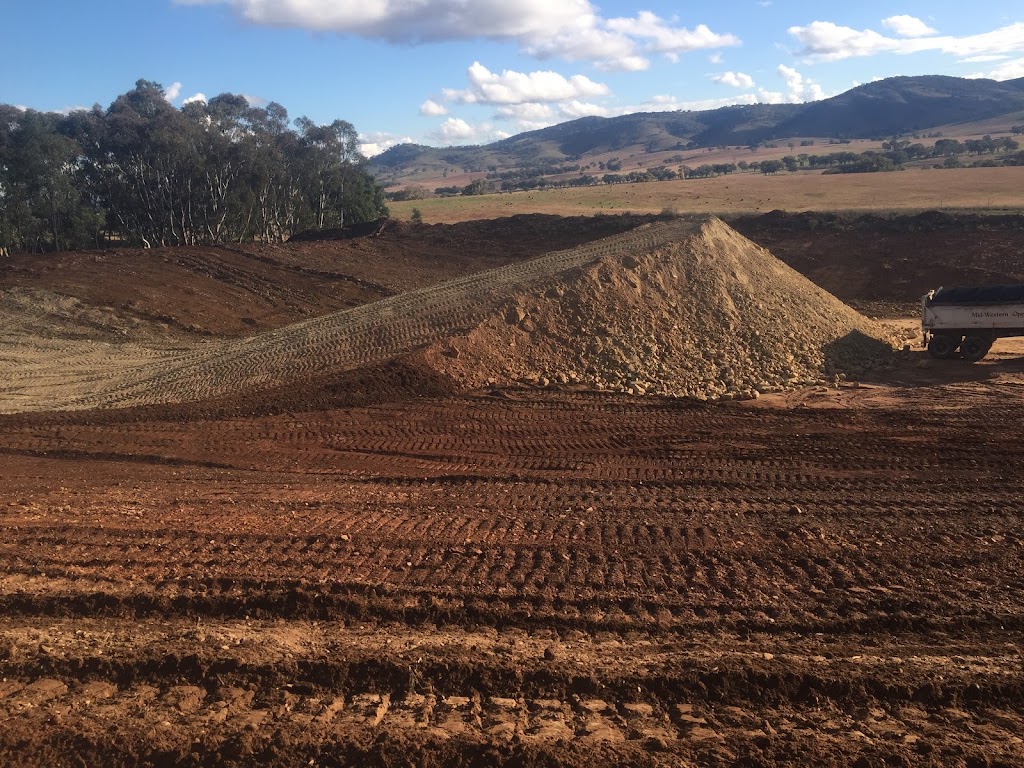 Miskles Earthmoving | 10 Kandos Tip Rd, Rylstone NSW 2848, Australia | Phone: (02) 6379 1256