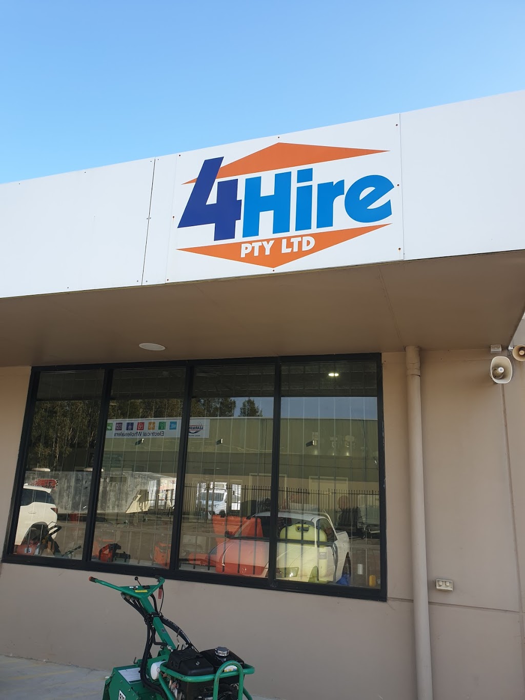 4 Hire | 7 Shearwater Dr, Taylors Beach NSW 2316, Australia | Phone: (02) 4919 0190