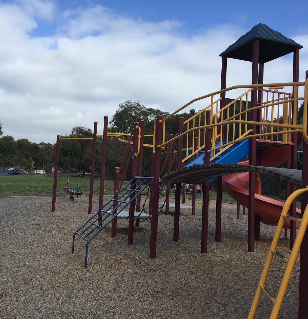 Terrara Park Playground | 4 Mitchelton Ct, Vermont South VIC 3133, Australia