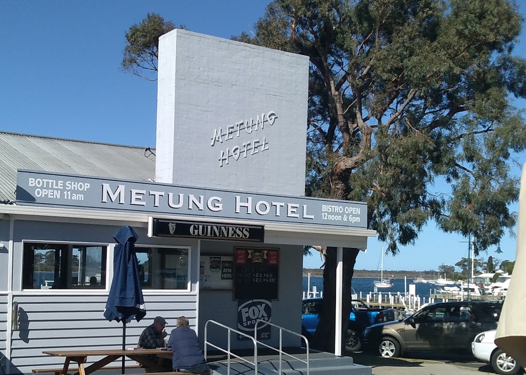 The Metung Hotel | restaurant | Kurnai Ave, Metung VIC 3904, Australia | 0351562206 OR +61 3 5156 2206