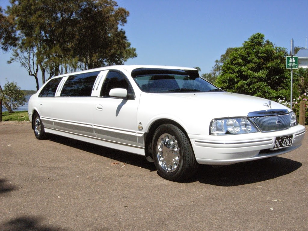 Burbank Central Coast and Lake Macquarie Limousines | Buff Point Ave, Buff Point NSW 2262, Australia | Phone: (02) 4390 5043