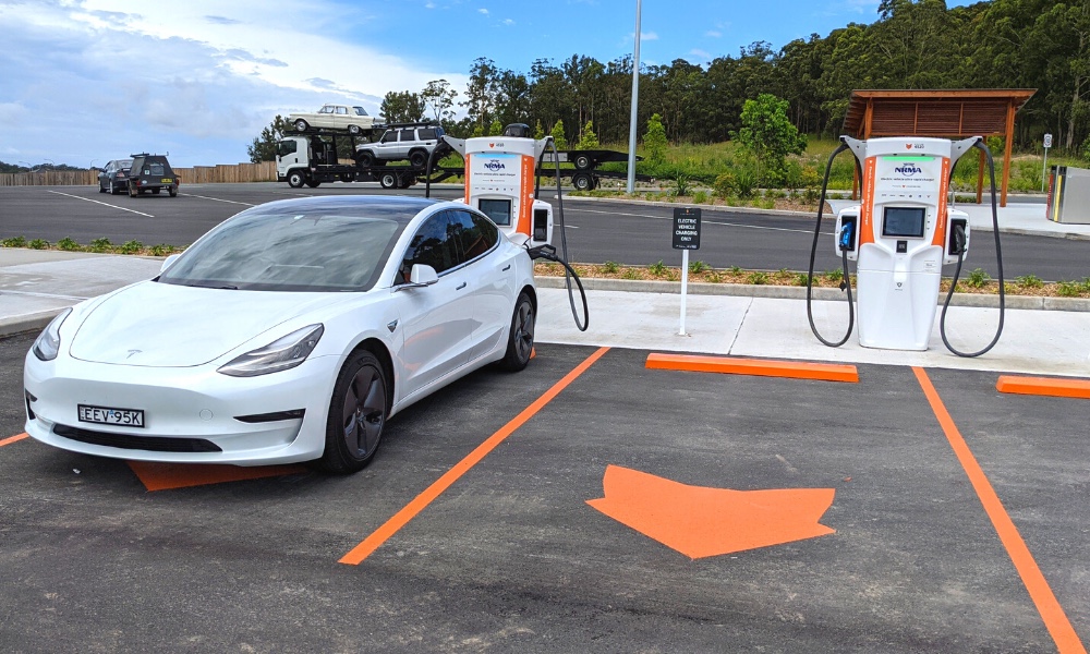 Chargefox Charging Station |  | 1063 Oxley Hwy, Thrumster NSW 2444, Australia | 1300518038 OR +61 1300 518 038