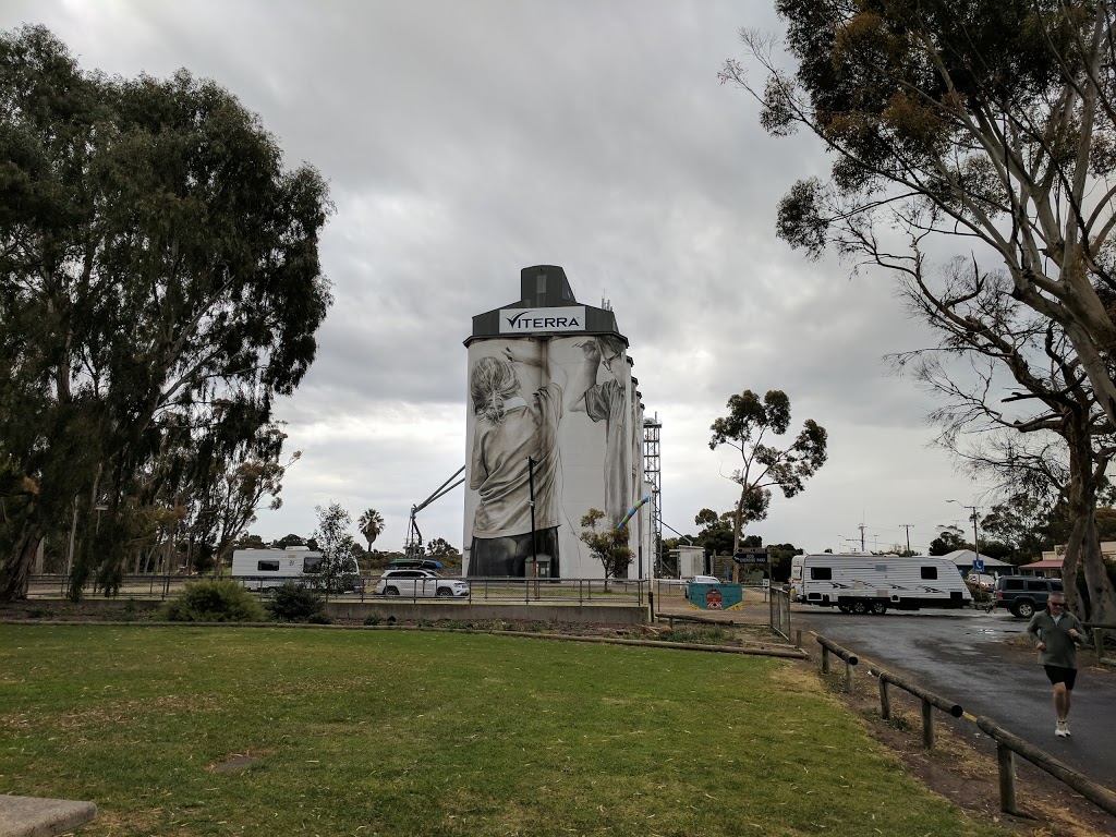 Coonalpyn Silo Mural | 23-25 Poyntz Terrace, Coonalpyn SA 5265, Australia | Phone: 1300 785 277