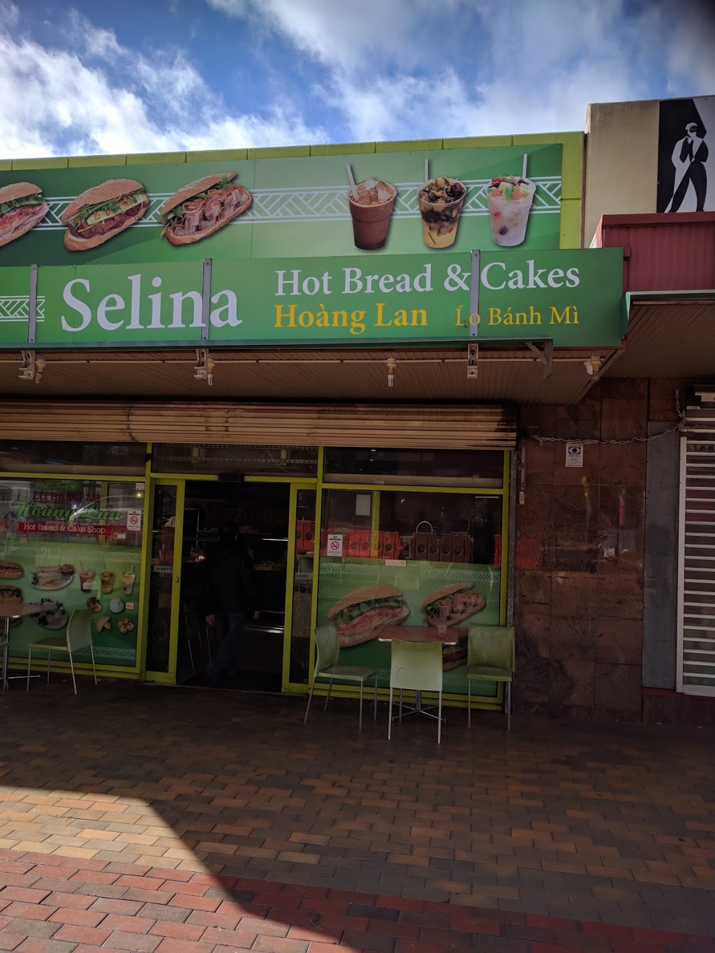 Selina Hot Bread | bakery | 5/310 Hampshire Rd, Sunshine VIC 3020, Australia | 0393101010 OR +61 3 9310 1010