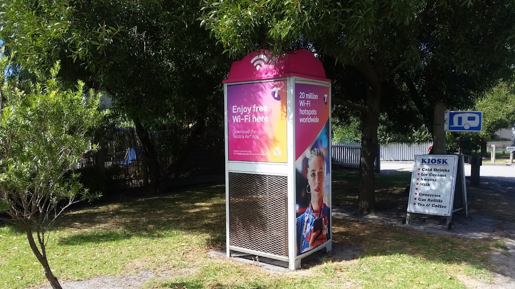 Telstra Payphone | 6 Lumeah Rd, Somerville VIC 3912, Australia | Phone: 1800 011 433
