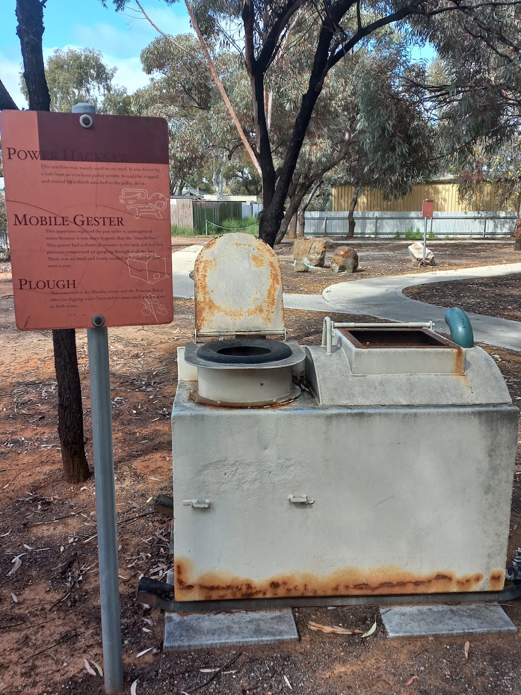 Welcome Park Norseman | 68 Roberts St, Norseman WA 6443, Australia | Phone: 0444 004 846
