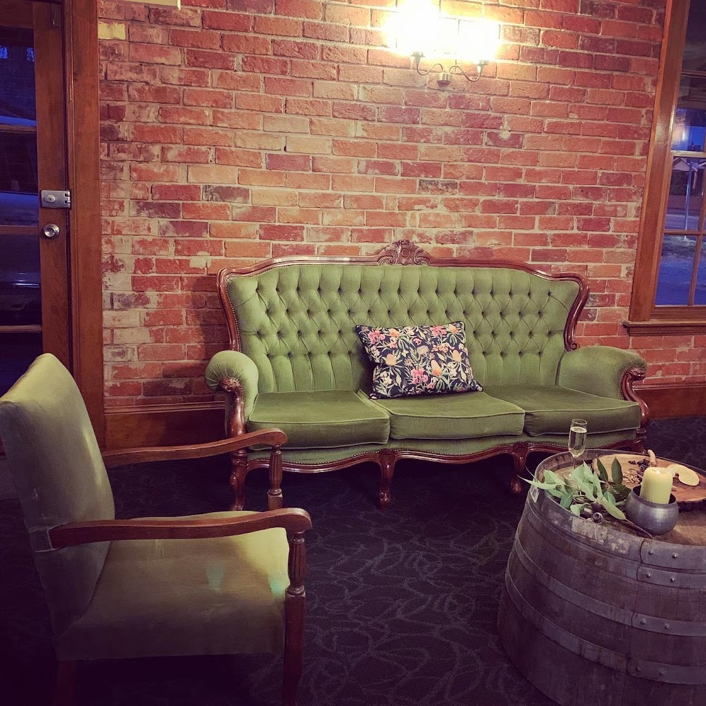 Oaks from Acorns | 14 Clifton St, Euroa VIC 3666, Australia | Phone: 0428 355 495