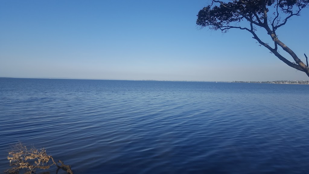 Wynnum Memorial Park | 172 Singer St, Wynnum QLD 4178, Australia | Phone: (07) 3403 8888