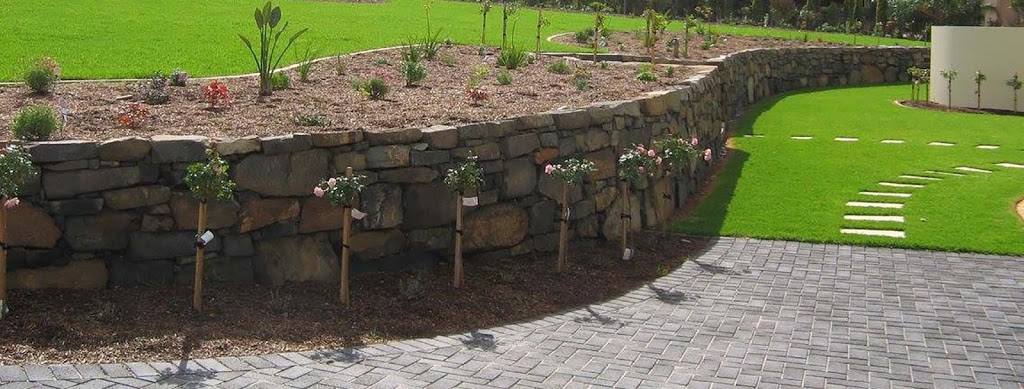 SIGNATURE LANDSCAPES | general contractor | 15 Vanali Dr, Port Elliot SA 5212, Australia | 0418812597 OR +61 418 812 597