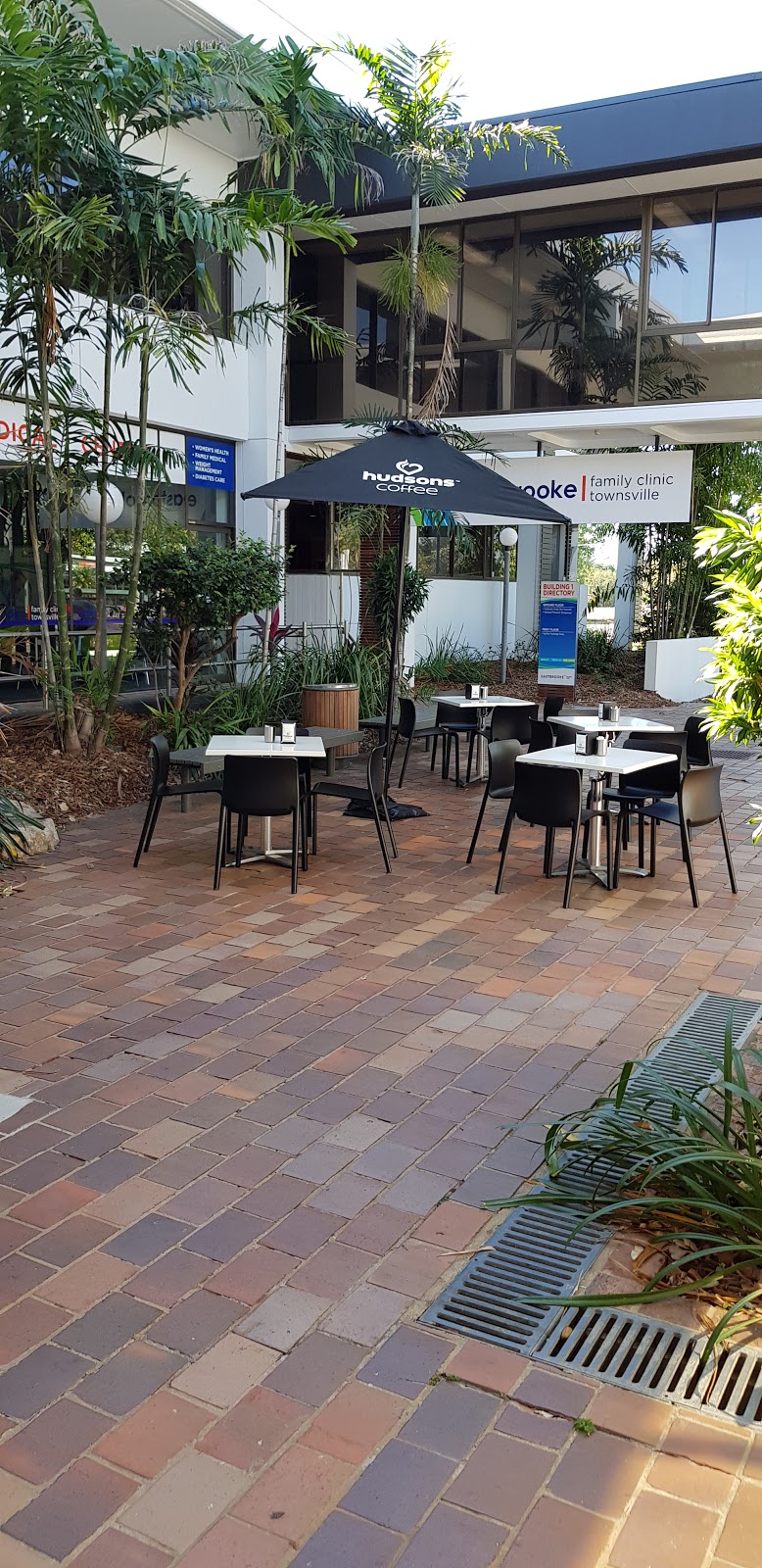 Hudsons Coffee Townsville | cafe | Building 1, Ground Floor, Cafe Tenancy, 86, Thuringowa Dr, Thuringowa Central QLD 4817, Australia | 0407600214 OR +61 407 600 214