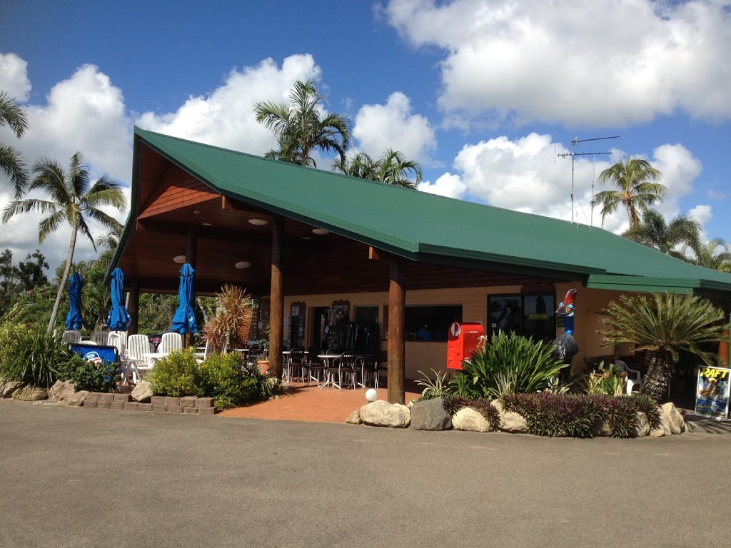 Beachcombers Coconut Cafe | restaurant | 122 Kennedy Esplanade, South Mission Beach QLD 4852, Australia | 0740688503 OR +61 7 4068 8503