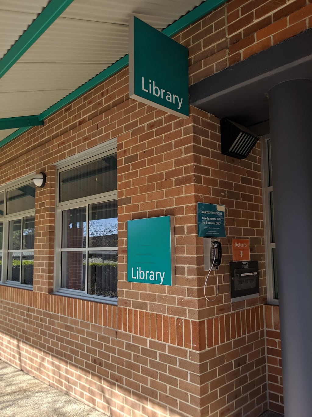 Campbelltown TAFE Library | 181 Narellan Rd, Campbelltown NSW 2560, Australia