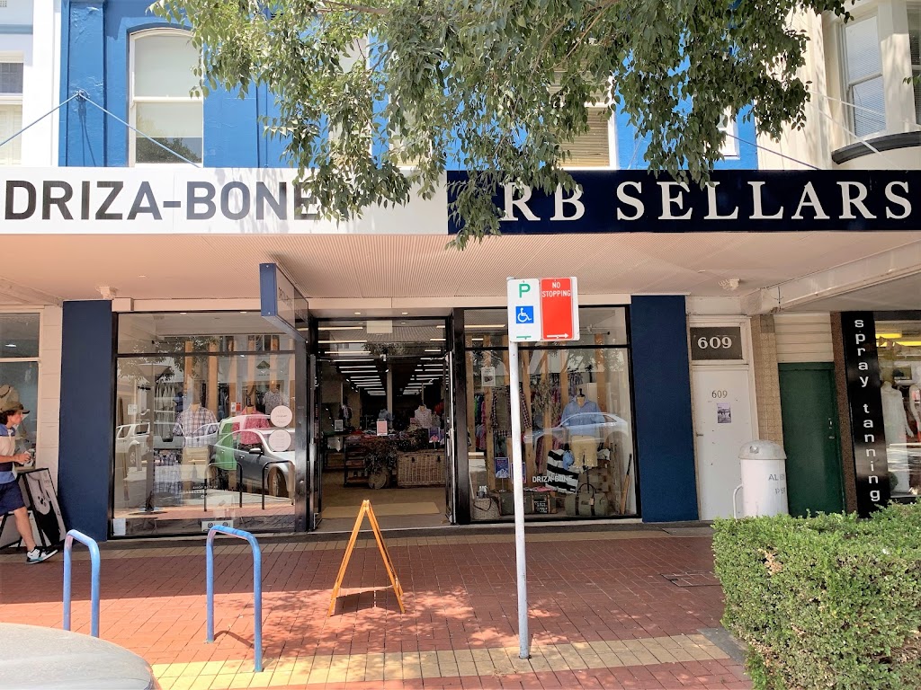RB Sellars | clothing store | 609 Dean St, Albury NSW 2640, Australia | 0260214550 OR +61 2 6021 4550
