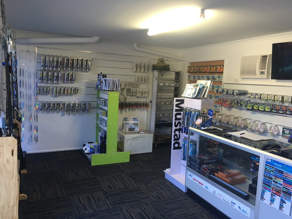 Redcliffe Marine | 199A Elizabeth Ave, Clontarf QLD 4019, Australia | Phone: (07) 3284 8039