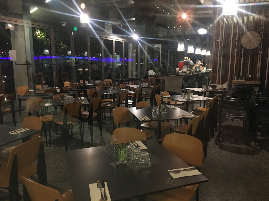 champ kitchen & bar | restaurant | 114 Grey St, South Brisbane QLD 4101, Australia | 0738444470 OR +61 7 3844 4470