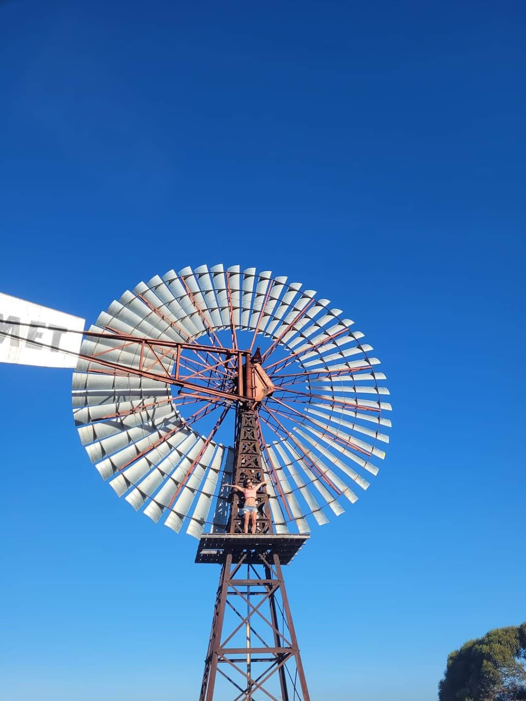 Penong Hotel | Eyre Hwy, Penong SA 5690, Australia | Phone: (08) 8625 1050