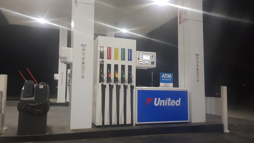 United (Pie Face) | gas station | 1060 Thompsons Rd, Cranbourne West VIC 3977, Australia | 0386912032 OR +61 3 8691 2032