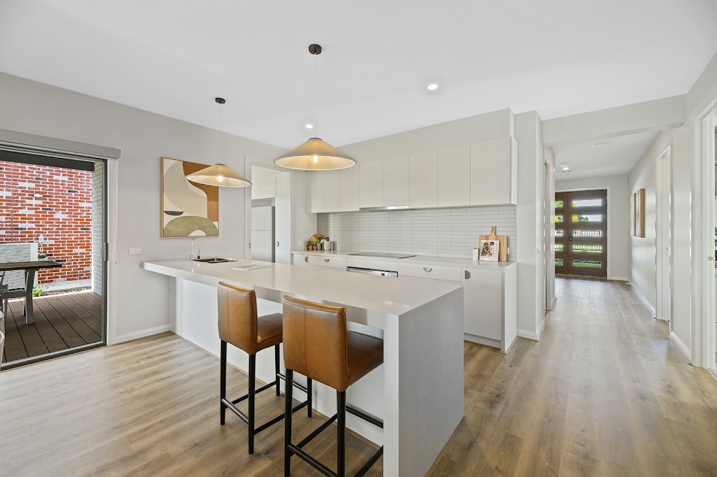 SJD Homes Display Home Super Centre Wonthaggi | 330 White Rd, North Wonthaggi VIC 3995, Australia | Phone: (03) 9095 8000