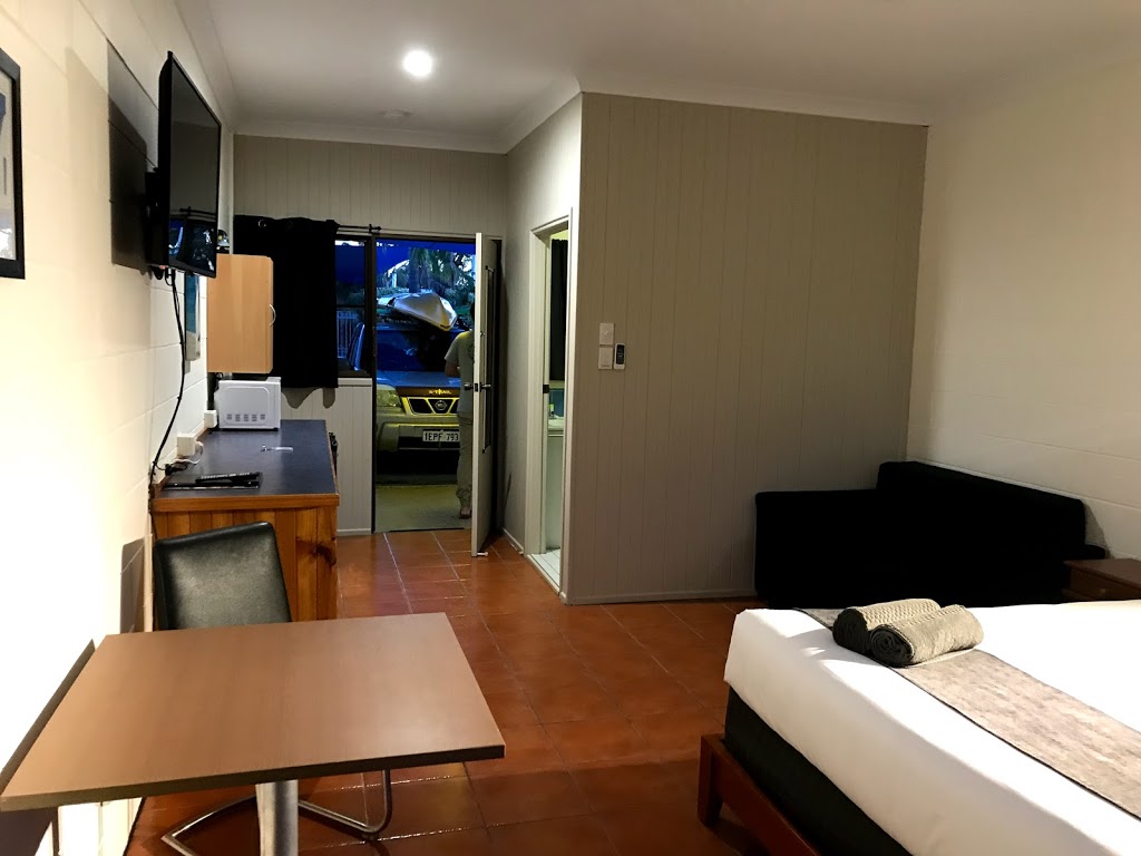 Bowen Arrow Motel | 18512 Bruce Hwy, Bowen QLD 4805, Australia | Phone: (07) 4786 2499