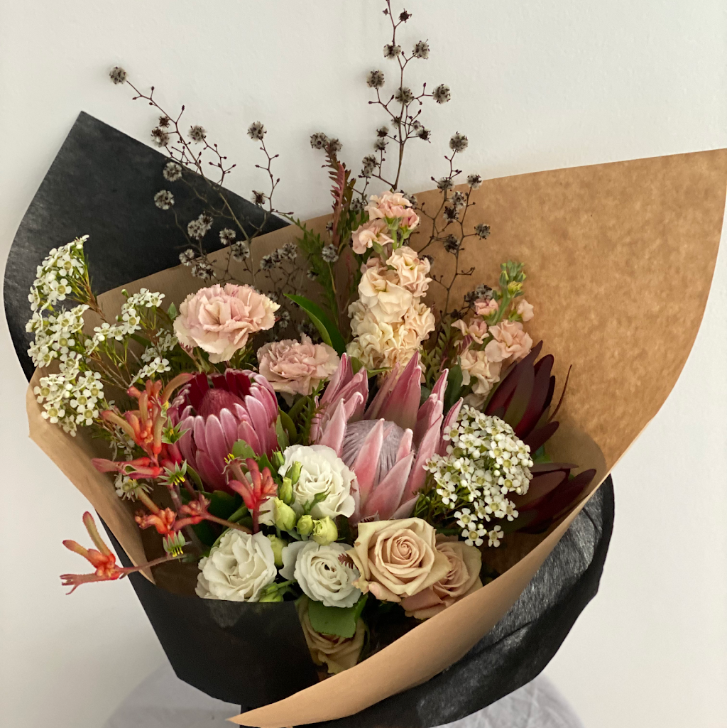 Floral Fix | Peregrine Dr, Cronulla NSW 2230, Australia | Phone: 0438 243 986