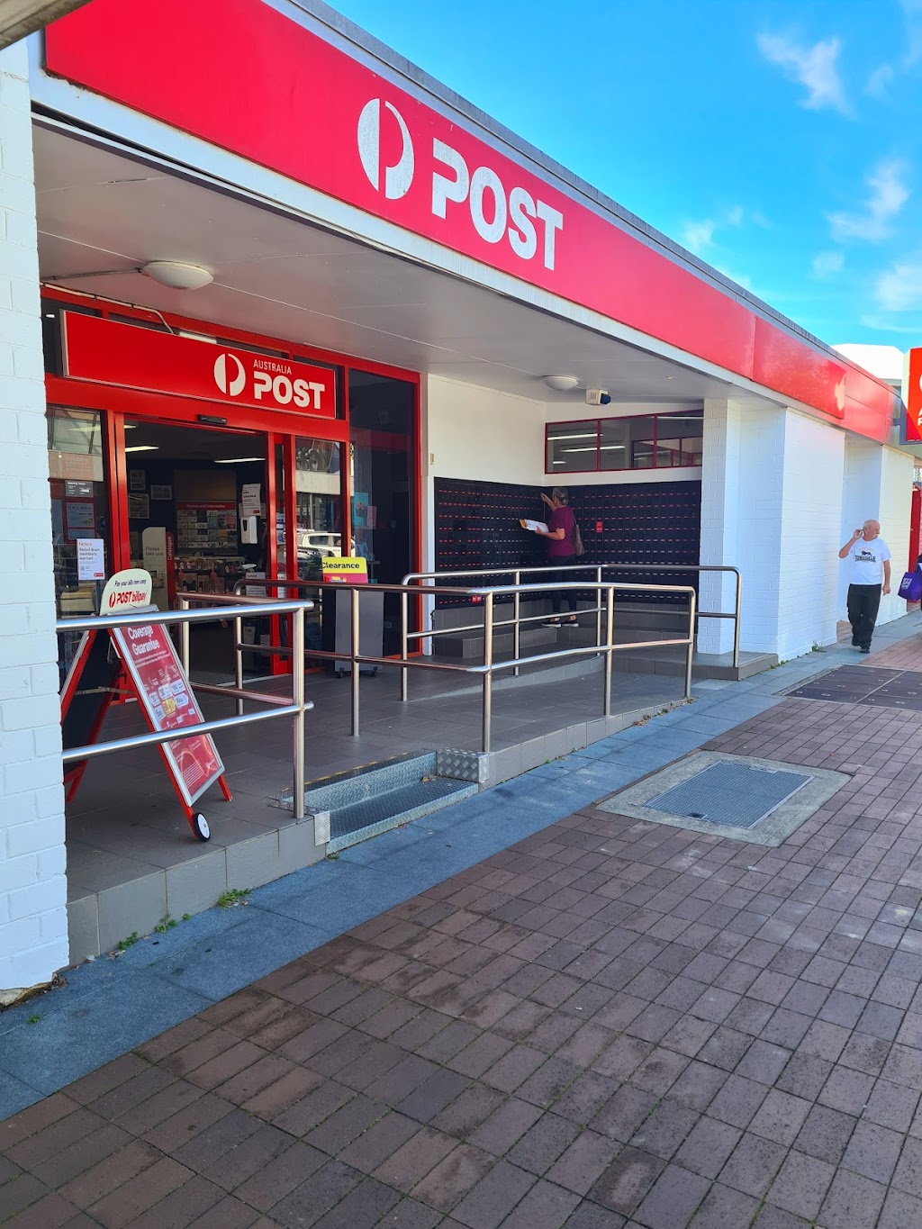 Australia Post - Batemans Bay Post Shop | post office | 7 Orient St, Batemans Bay NSW 2536, Australia | 131318 OR +61 131318