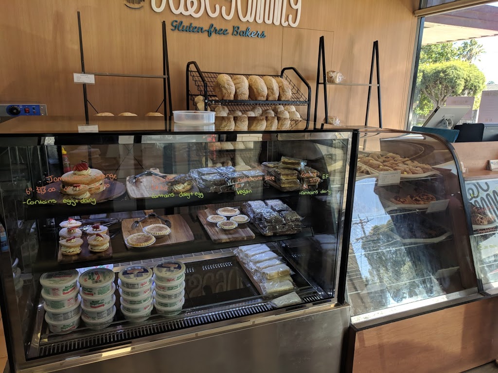 Just Yummy | bakery | 13 Meadowgate Dr, Chirnside Park VIC 3116, Australia | 0397270034 OR +61 3 9727 0034