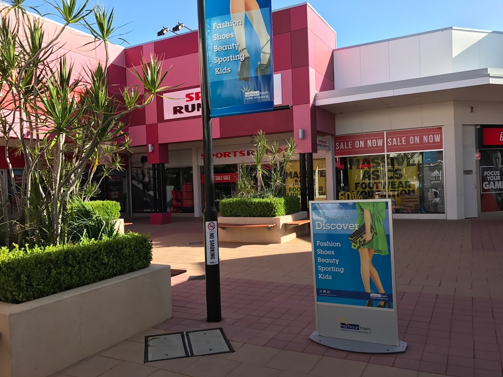 Harbour Town Adelaide | shopping mall | 727 Tapleys Hill Rd, West Beach SA 5024, Australia | 0883551144 OR +61 8 8355 1144