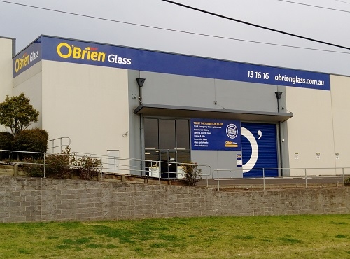 OBrien® Glass South Coast | car repair | Unit 5/175 Five Islands Rd, Unanderra NSW 2526, Australia | 1800059217 OR +61 1800 059 217