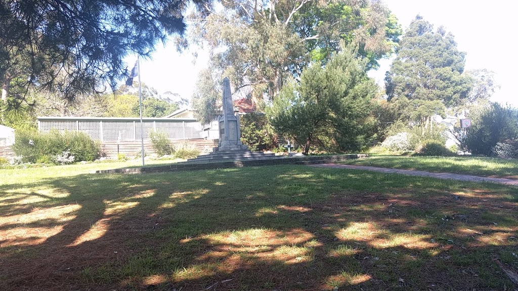 Belgrave Memorial Park | park | Cnr &, Burwood Hwy & Wattle Ave, Belgrave VIC 3160, Australia