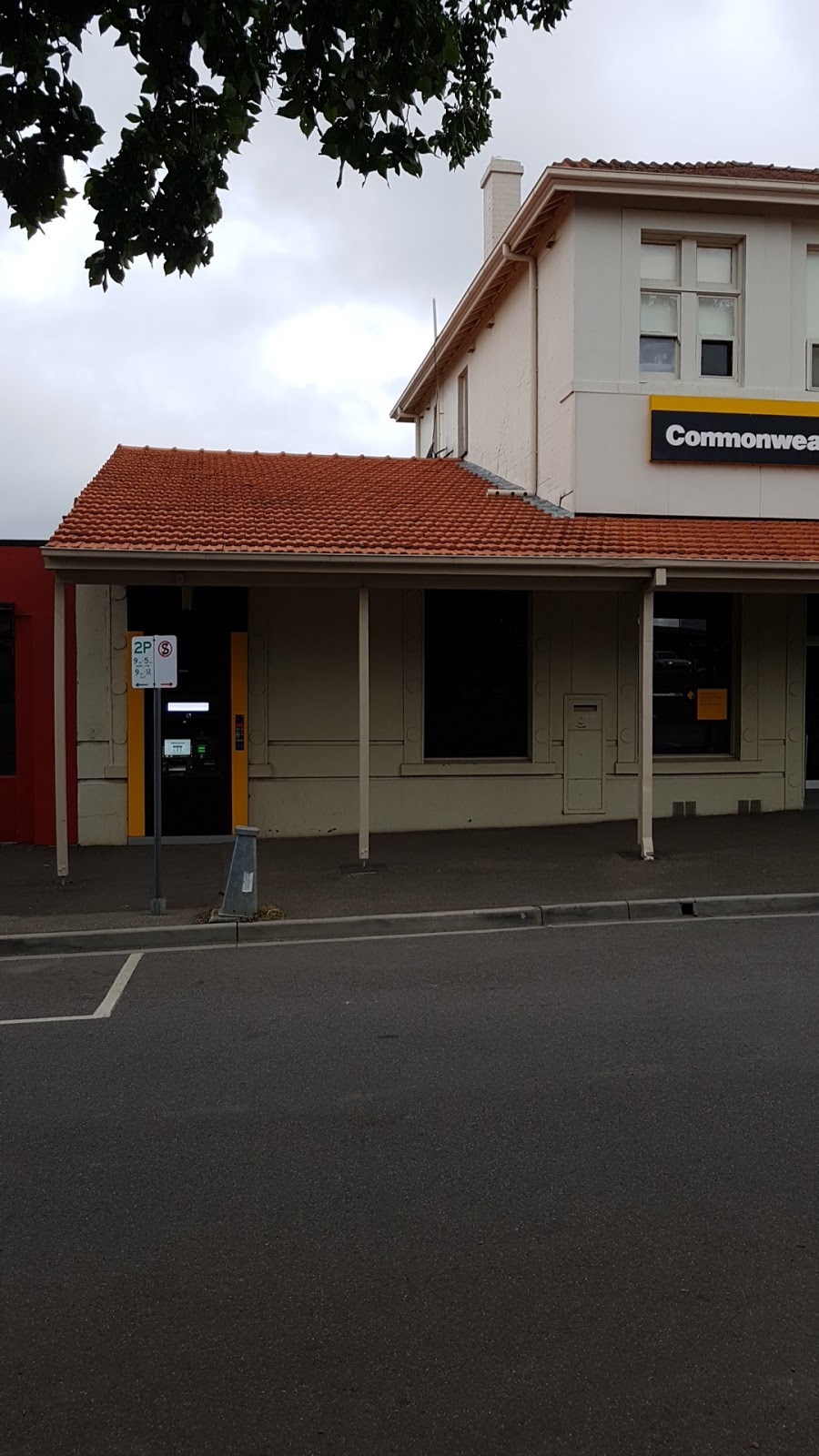 CBA ATM (Branch) | High St & Urquhart St, Woodend VIC 3442, Australia | Phone: 13 22 21