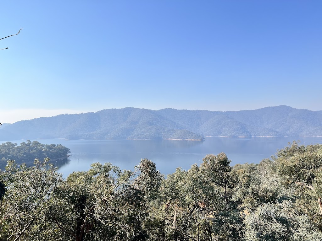ODeer Lake Eildon Accommodation in Taylor Bay | 230 Taylor Bay Left Arm Rd, Taylor Bay VIC 3713, Australia | Phone: 0407 812 536