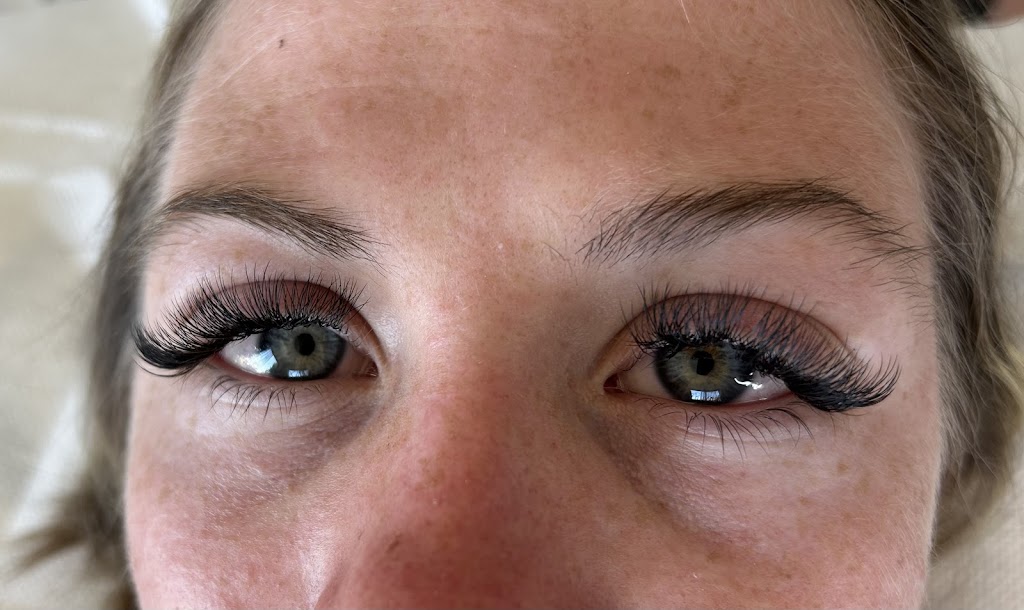 Lash Fever | 24 Vernon St, Inverell NSW 2360, Australia | Phone: 0421 047 721