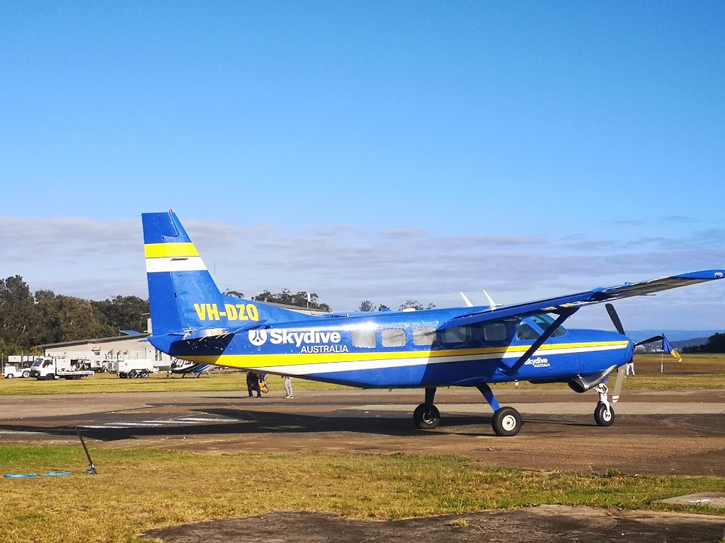 Skydive Sydney-Newcastle | Lake Macquarie Airport, 864 Pacific Highway, Marks Point NSW 2280, Australia | Phone: 1300 663 634